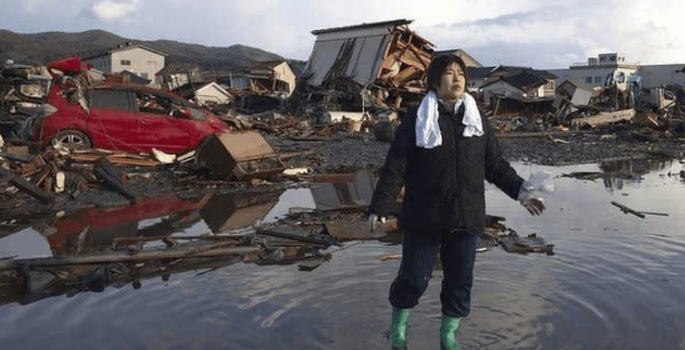 Ordenan la evacuación de unas 500 mil personas en Japón tras tsunami