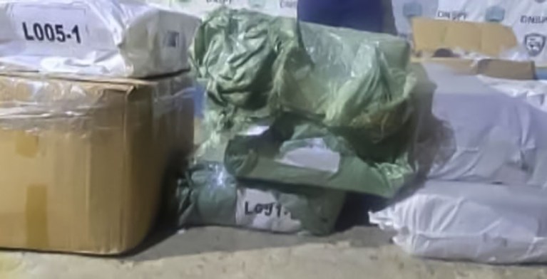 Decomisan cargamento de mercadería de contrabando en frontera con Nicaragua