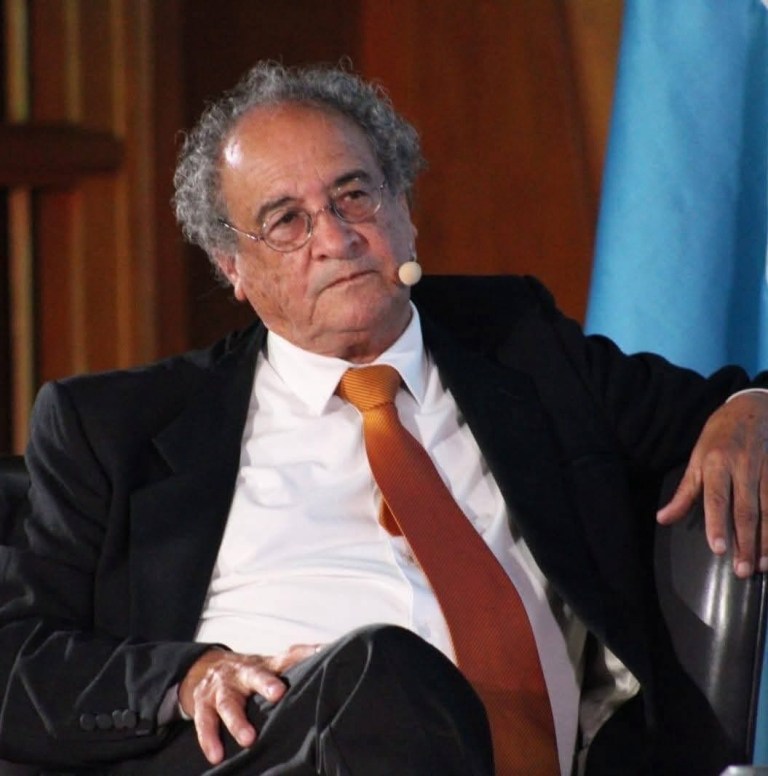 Nelson Ávila denuncia “golpe al Estado” y cuestiona acciones contra fiscal y Corte Suprema